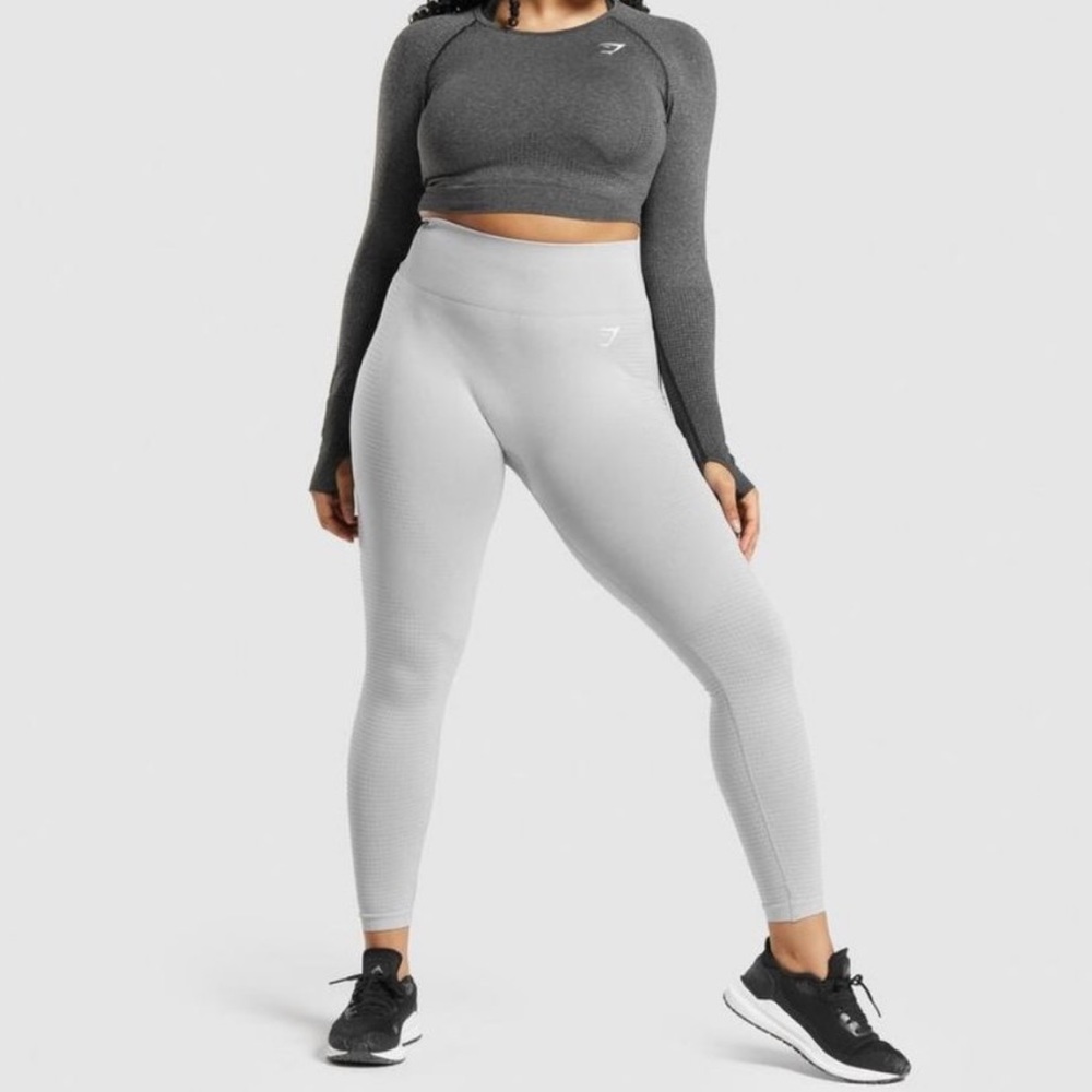 Gymshark vital seamless 2.0 light gray leggings size SMALL